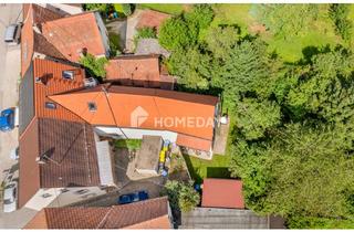 Haus kaufen in 78549 Spaichingen, Tradition trifft auf Moderne! DHH mit energetischen Modernisierungen & viel Ausbaupotenzial