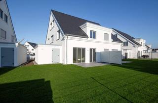 Villa kaufen in Aenne-Brauksiepe-Straße 31, 47259 Huckingen, Sofort bezugsfrei! Exklusive XL-Doppelhausvilla an den Angerbachauen – komplett ausgestattet.