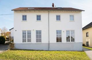 Haus mieten in 89173 Lonsee, Zwei Einheiten – ein Zuhause: Vielseitige Doppelhaushälfte für gemeinsames Wohnen