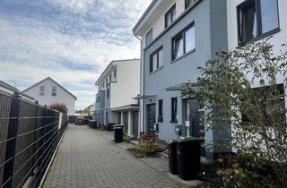 Haus mieten in 53359 Rheinbach, Modernes Reihenmittelhaus in ruhiger, jedoch zentraler Seitenstraße in Rheinbach