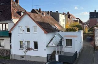Anlageobjekt in 29525 Uelzen, Mehrfamilienhaus mit drei Parteien im Zentrum von Uelzen – attraktives Investment mit Potenzial“