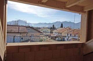 Wohnung kaufen in 83064 Raubling, Neubau-Exklusivität zwischen Stadt und Alpen