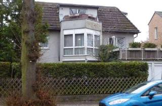 Wohnung kaufen in Kirchstraße 61, 12277 Berlin, Helle 3-Zimmer Dachgeschosswohnung in Berlin-Marienfelde