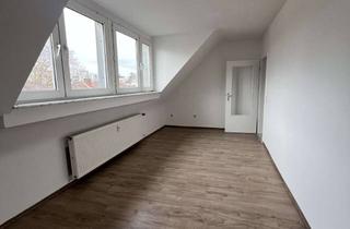 Wohnung mieten in 50733 Nippes, WG-Neugründung/WG geeignet: Einzelzimmer in 6-Zimmer-Wohnung (Preis pro Zimmer)