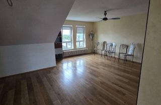 Wohnung mieten in Konrad-Adenauer-Ring 13, 65428 Rüsselsheim, 2,5-Zimmer Wohnung mit Dachbalkon, Tiefgaragenstellplatz & Keller