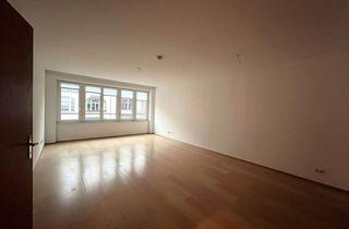 Wohnung mieten in Meinekestraße, 10719 Charlottenburg, Wohnen am Puls der City: Komfortwohnung nahe Ku’damm mit XL-Badewanne & Dusche