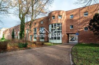 Wohnung kaufen in 17489 Greifswald, Helle und bezugsfertige 2 Raumwohnung am Wall in Greifswalder Innenstadt