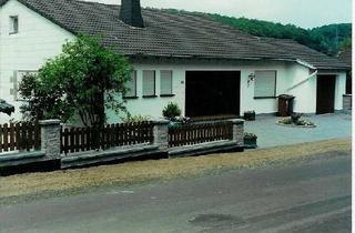 Haus kaufen in Berlinger Str. 30, 54570 Berlingen, Exklusives 1-Familienhaus mit Einliegerwohnung in Berlingen