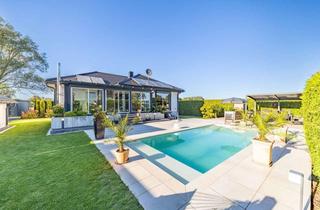 Haus kaufen in 84034 Münchnerau, Luxus-Bungalow mit Pool in der Münchnerau bei Landshut