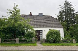 Haus kaufen in 25693 St. Michaelisdonn, Ein Haus mit Seele – nur darauf wartend, neu zu erstrahlen