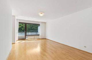 Wohnung kaufen in Isarauen, 81479 München, Sofort bezugsfrei! Helle und freundliche 2-Zimmer-Wohnung mit idealem Grundriss in München-Solln