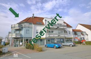 Wohnung kaufen in Am Sägerhof, 90596 Schwanstetten, Betreutes Wohnen am Sägerhof: Helle 2-Zimmer-Dachgeschoss-Whg. mit EBK, Auzug u. TG-Stellplatz