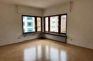 Wohnung kaufen in Dossenheimer Landstraße 85, 69121 Handschuhsheim, Großzügige 3-Zimmer Wohnung mit Balkon in Heidelberg Handschuhsheim