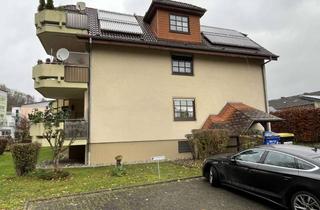 Wohnung kaufen in Schindlauchwiesenweg 14, 36199 Rotenburg, Für Eigennutzer oder Kapitalanleger: Großzügige Hochparterre-ETW mit Balkon in sehr gepflegtem MFH