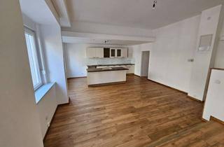 Wohnung mieten in 58452 Witten, Geräumige Wohnung mit großer Wohnküche in zentraler Lage von Witten