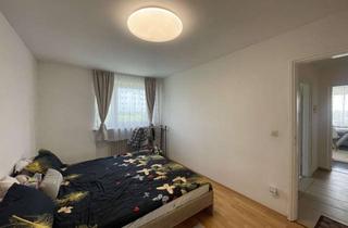 Wohnung kaufen in 86633 Neuburg, Vermietete 3-Zimmer-Eigentumswohnung mit Balkon und Ausblick