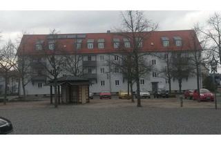 Wohnung mieten in Marktplatz 14, 95676 Wiesau, Attika-Wohnung mit 2 Zimmern in Wiesau, 3. OG, frisch renoviert