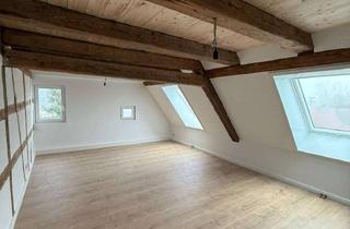 Wohnung mieten in 72379 Hechingen, Erstbezug nach Sanierung: Schöne 4-Zimmer-Dachgeschosswohnung in Hechingen