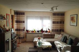 Wohnung mieten in 71706 Markgröningen, 3-Zimmer Wohnung mit EBK, Balkon, Keller und Stellplatz in Markgröningen