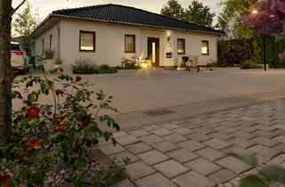 Haus kaufen in 99869 Hochheim, Der Bungalow mit der charmanten Form in Nessetal OT Hochheim – ausgefallen und praktisch