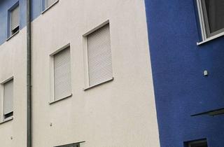 Haus mieten in Marie-Beeg-Straße, 90439 Nürnberg, Zentrales City-Reihenhaus mit Sauna, Terrasse, kleinem Garten, Galerie und Garage - 4.5 Zi.