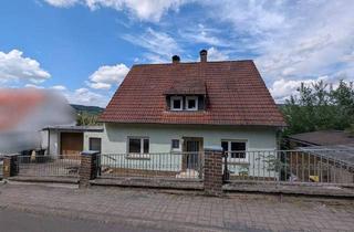 Einfamilienhaus kaufen in 36364 Bad Salzschlirf, Bad Salzschlirf - Einfamilienhaus mit großem Potential