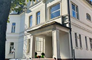 Wohnung kaufen in 42697 Solingen, Solingen - Leben im modernisierten Denkmal-Maisonette mitten im schönen Ohli