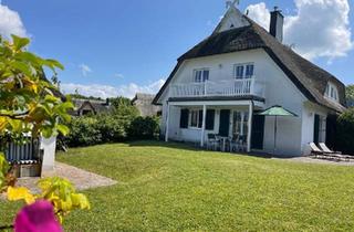 Doppelhaushälfte kaufen in 18551 Sagard, Sagard - Gepflegte Doppelhaushälfte unter Reet mit 4 Zimmern im Kurpark