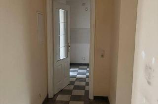 Wohnung kaufen in 06110 Halle, Halle (Saale) - 3 Raum Wohnung in bester Lage in HalleSaale