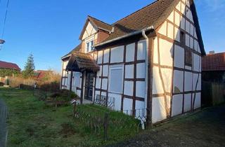 Haus kaufen in 39606 Osterburg, Osterburg (Altmark) - Fachwerkhaus mit Nebengelass zu verkaufen