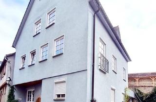 Haus kaufen in 74638 Waldenburg, Waldenburg - Großzügiges Wohnhaus in der Altstadt mit Garage, Terrasse, Balkon