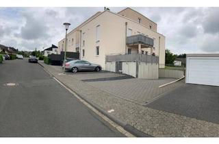 Wohnung kaufen in 54634 Bitburg, Bitburg - Stilvolle 4-Zimmer Wohnung mit Garten & TG-Stellplatz in Bitburg