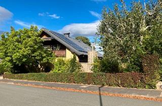 Haus kaufen in 32699 Extertal, Extertal - Großes massives Wohnhaus mit Garage, Carport u. Stellplatz