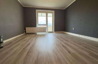 Wohnung kaufen in 18311 Ribnitz-Damgarten, Perfekt für Eigennutzer und Kapitalanleger - 3-Zimmer-Wohnung in Ribnitz-Damgarten