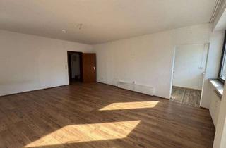 Wohnung mieten in Hohenzollernring 42, 95445 City, 1-Zimmer Wohnung im 1. OG in Bayreuth City TOP Lage