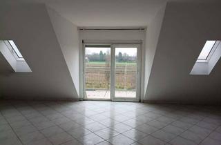 Wohnung mieten in 64347 Griesheim, Helle 2-Zimmer Dachgeschosswohnung in Griesheim mit Balkon