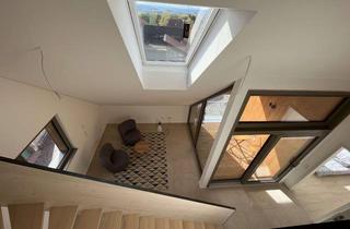 Wohnung mieten in Stuifenstraße 17, 73630 Remshalden, Stilvolle 2,5-Zimmer-Wohnung mit Balkon und EBK in Remshalden