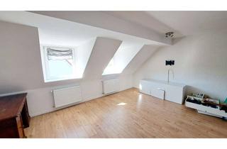 Wohnung mieten in 61137 Schöneck, Helle 2-Zimmer Dachgeschosswohnung in Schöneck