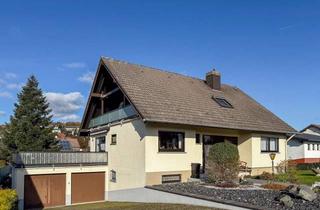 Einfamilienhaus kaufen in 55765 Birkenfeld, Großzügiges Einfamilienhaus in ruhiger Lage und schönem Garten