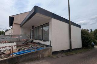 Haus kaufen in Hauptstraße 34, 66989 Höheischweiler, kleines Wohnhaus mit Garten