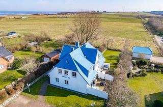 Mehrfamilienhaus kaufen in 25980 Sylt, Gepflegtes Mehrfamilienhaus in guter Lage unweit vom Morsum Kliff