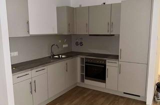 Wohnung mieten in Adolf-Wermuth-Allee 18, 10318 Karlshorst, Erstbezug nach Sanierung: Luxuriöse 3-Zimmer-Wohnung in Berlin