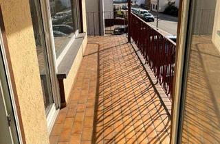 Wohnung mieten in Lohnstraße 22, 66976 Rodalben, je 1 Wohnung im EG+ 1 Wohnung im 1. OG mit je 3 ZKB, Balkon und Garten in Rodalben