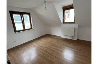 Wohnung mieten in Neustädter Straße 90, 71334 Waiblingen, Helle 2,5-Zimmer Dachgeschosswohnung in Waiblingen