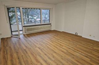 Wohnung mieten in 76332 Bad Herrenalb, Gut geschnittene 4 Zimmer Wohnung mit Balkon, Stellplatz und Einbauküche