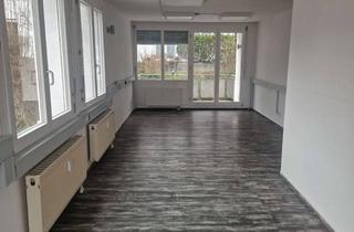 Wohnung mieten in Karlstraße 39, 73312 Geislingen, Helle 2-Zimmer-Wohnung mit 2 Balkonen im 2. OG in Geislingen