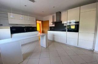 Wohnung mieten in 67718 Schmalenberg, Moderne 5-Zimmer Wohnung mit Balkon und Garage in Schmalenberg