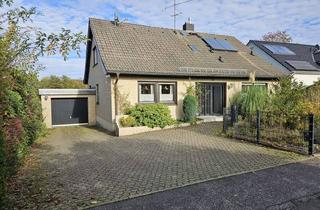 Einfamilienhaus kaufen in 42859 Remscheid, Freistehendes EFH in ruhiger Lage–ideal für Familien,mit Option für eine Einliegerwohnung