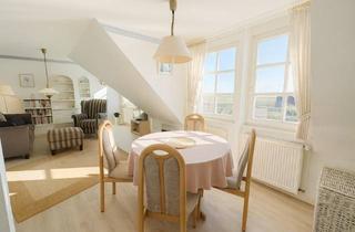 Wohnung kaufen in 26434 Wangerland, PROVISIONSFREI: Exklusive Dachgeschosswohnung mit Weitblick – Toplage am Alten Hafen in Hooksiel