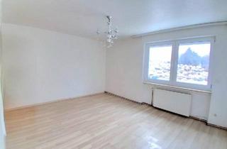 Wohnung kaufen in 78166 Donaueschingen, Donaueschingen - Großzügige helle 4-Zi. Wohnung mit zwei Balkon&1Garagenstellplatz